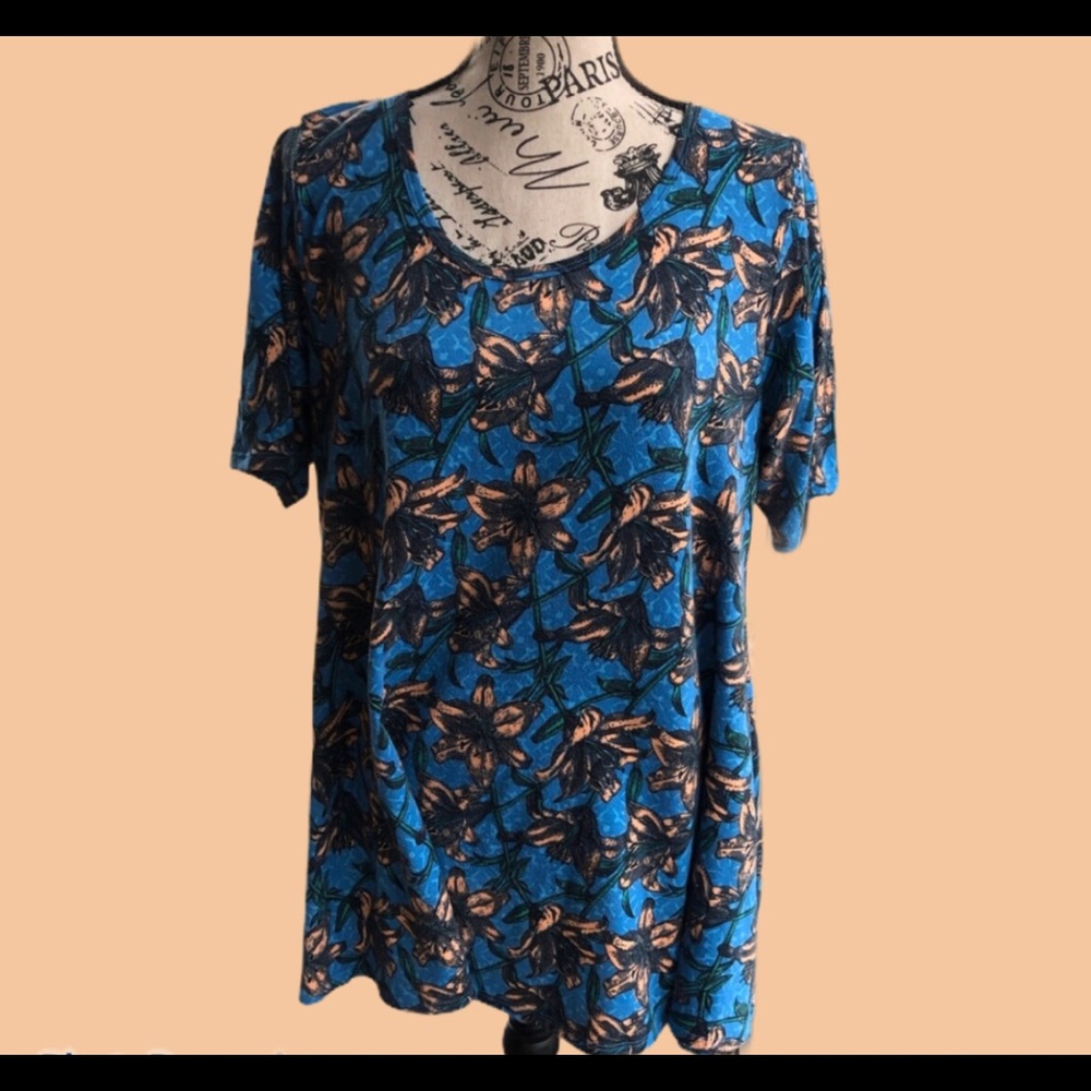 LULAROE LILY IRMA 🌸